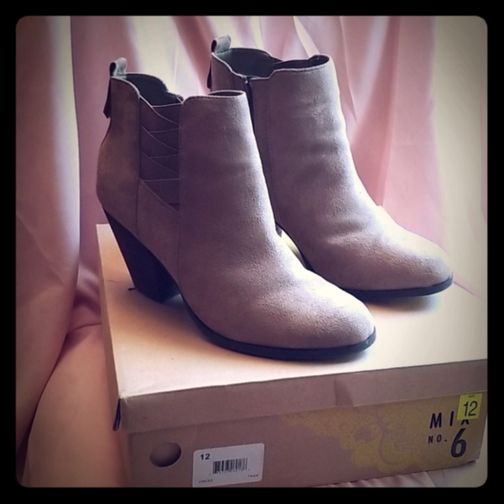 Women boots